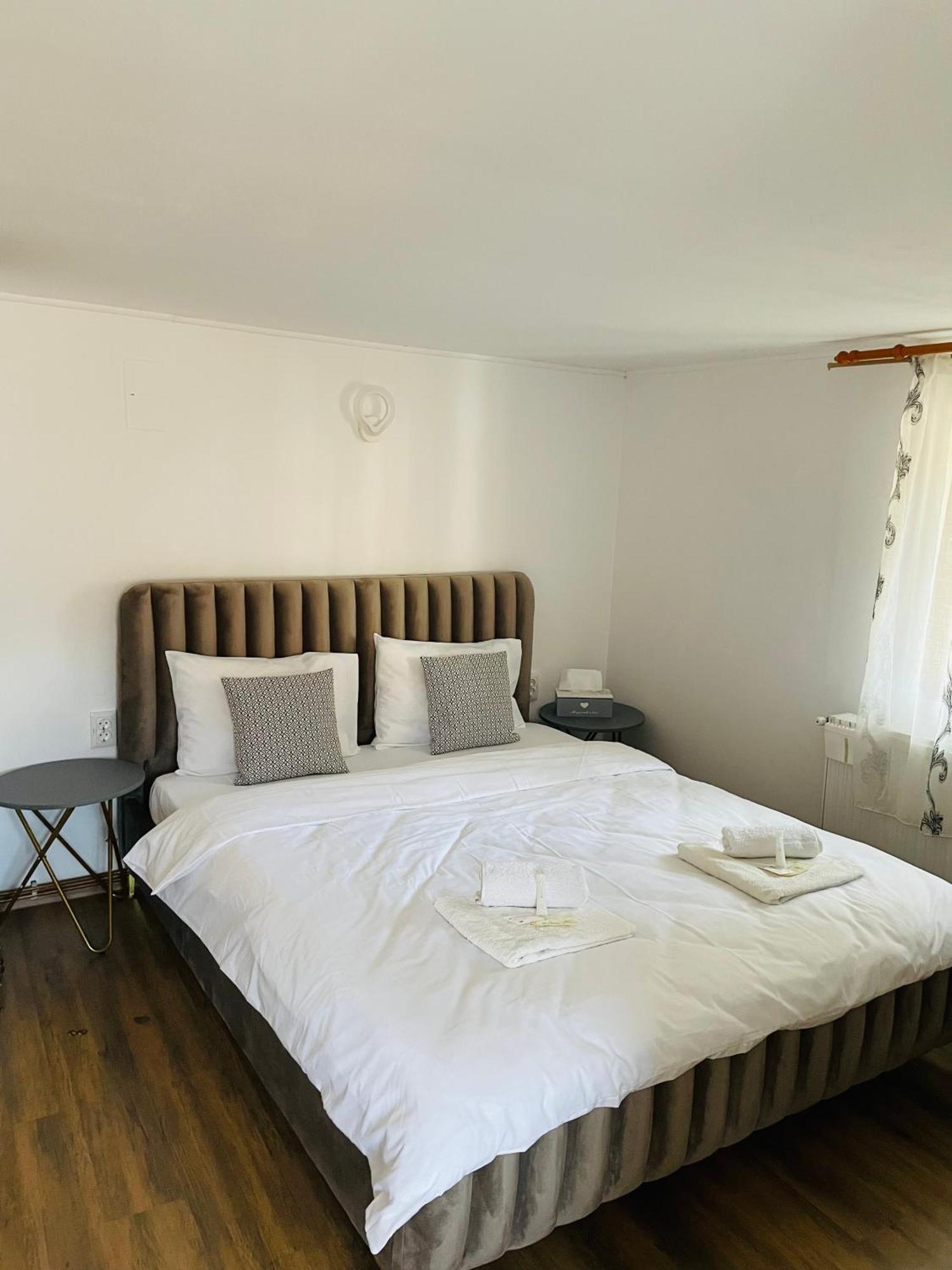 Hotel Casamaria Slănic-Moldova Exteriér fotografie