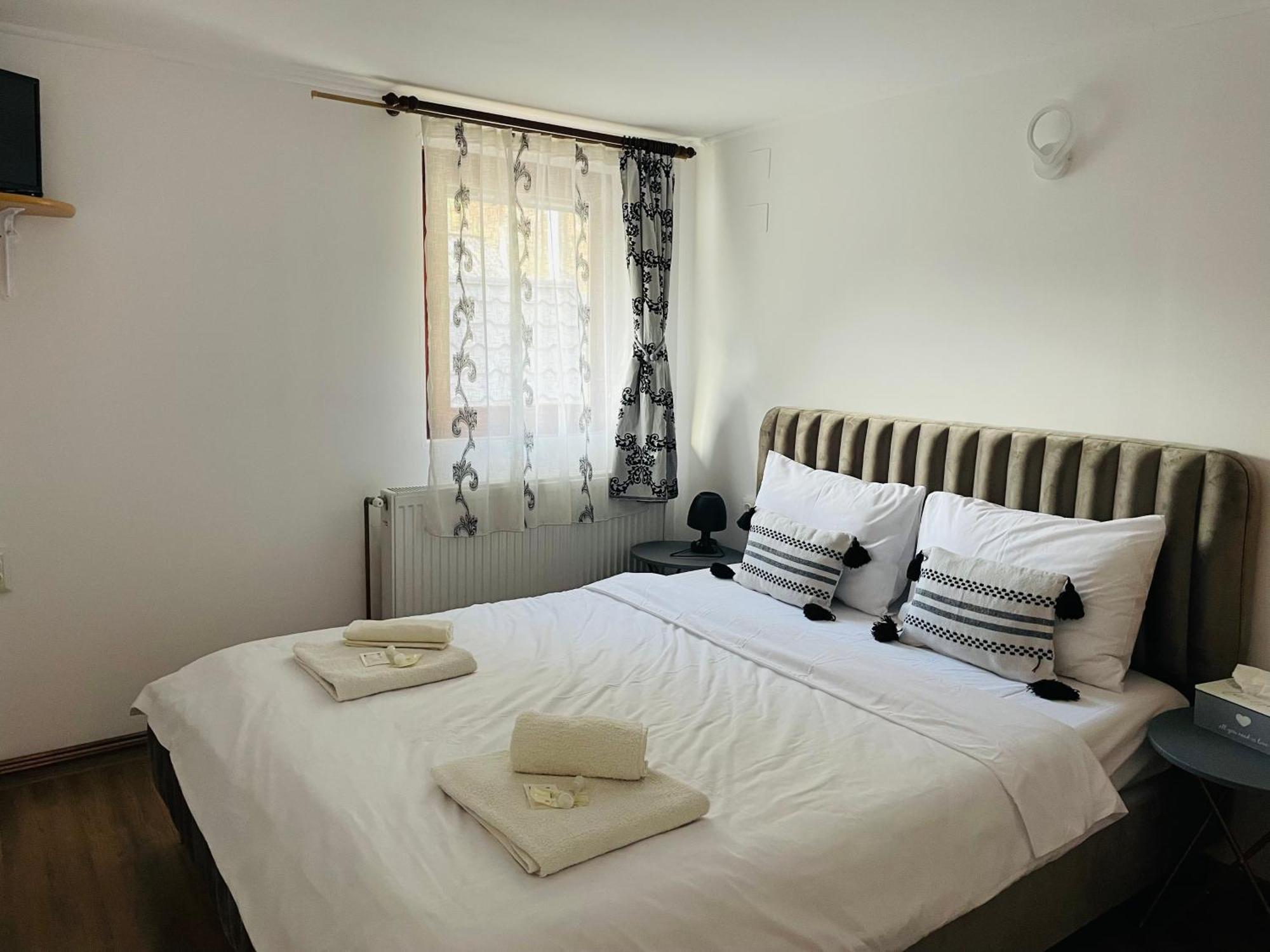 Hotel Casamaria Slănic-Moldova Exteriér fotografie